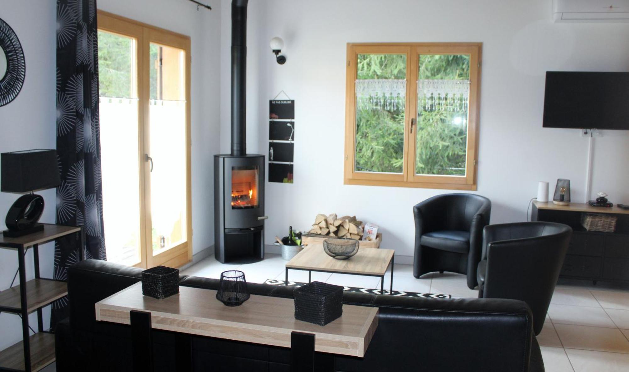 Chalet De Charme Le Contemporain Ney ภายนอก รูปภาพ